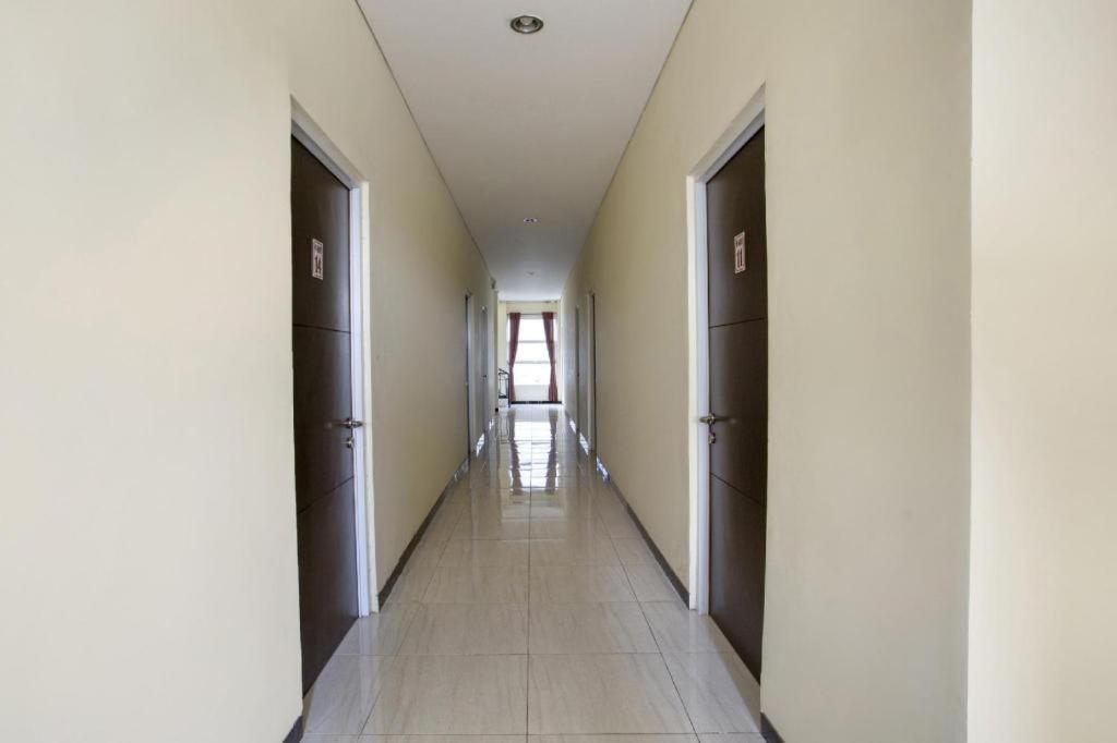 Reddoorz Syariah Near Transmart Mall Palembang Exterior photo