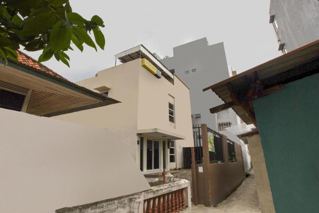 Reddoorz Syariah Near Transmart Mall Palembang Exterior photo