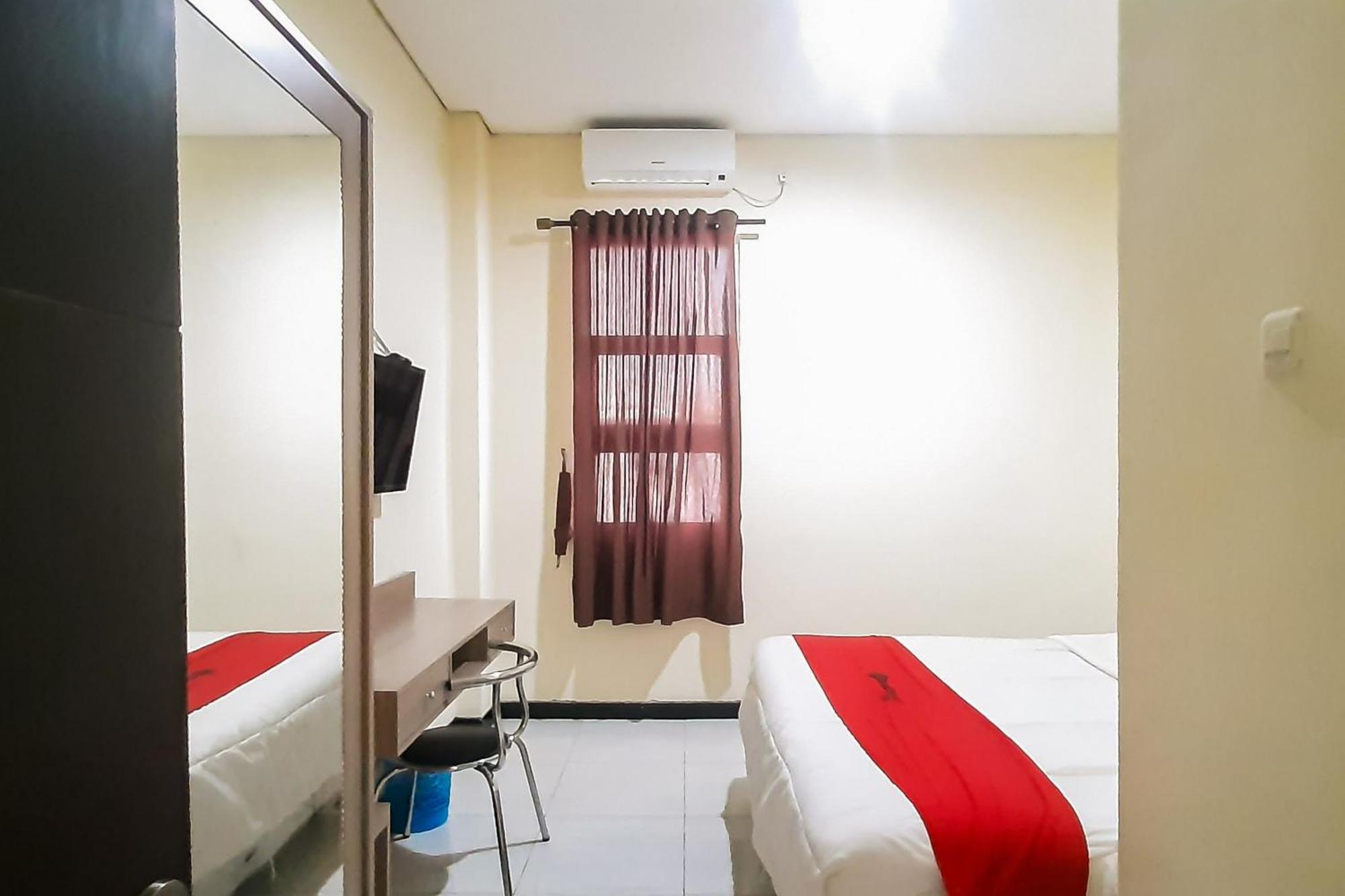 Reddoorz Syariah Near Transmart Mall Palembang Exterior photo