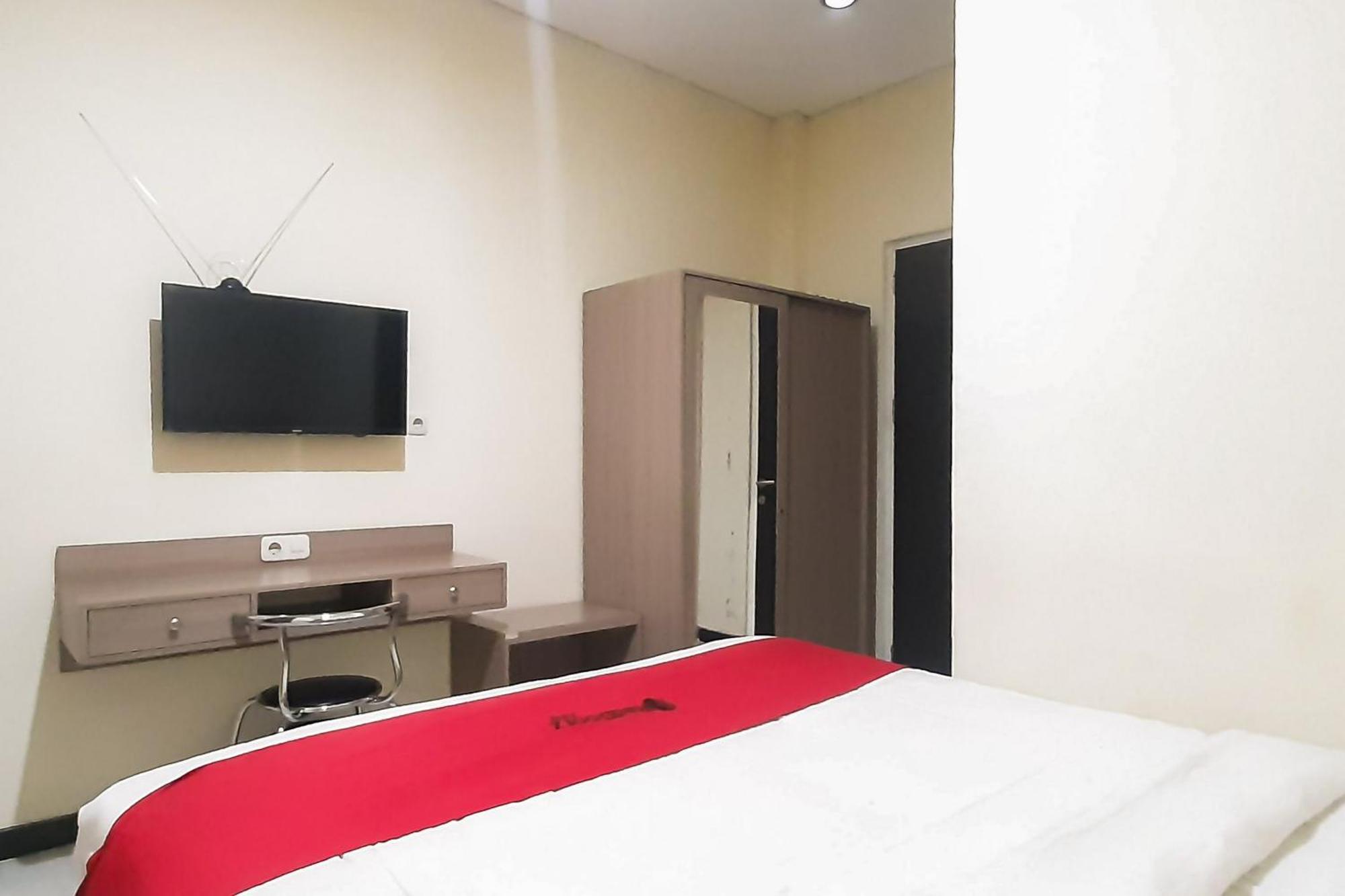 Reddoorz Syariah Near Transmart Mall Palembang Exterior photo
